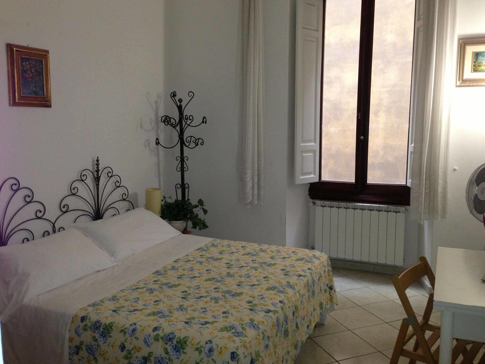 Hostel Veronique Firenze Kültér fotó