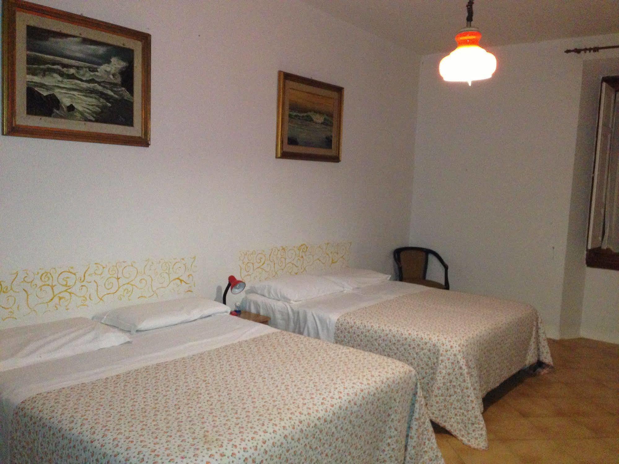 Hostel Veronique Firenze Kültér fotó